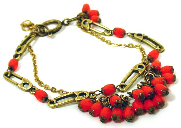 Curved Pin Link Bracelet