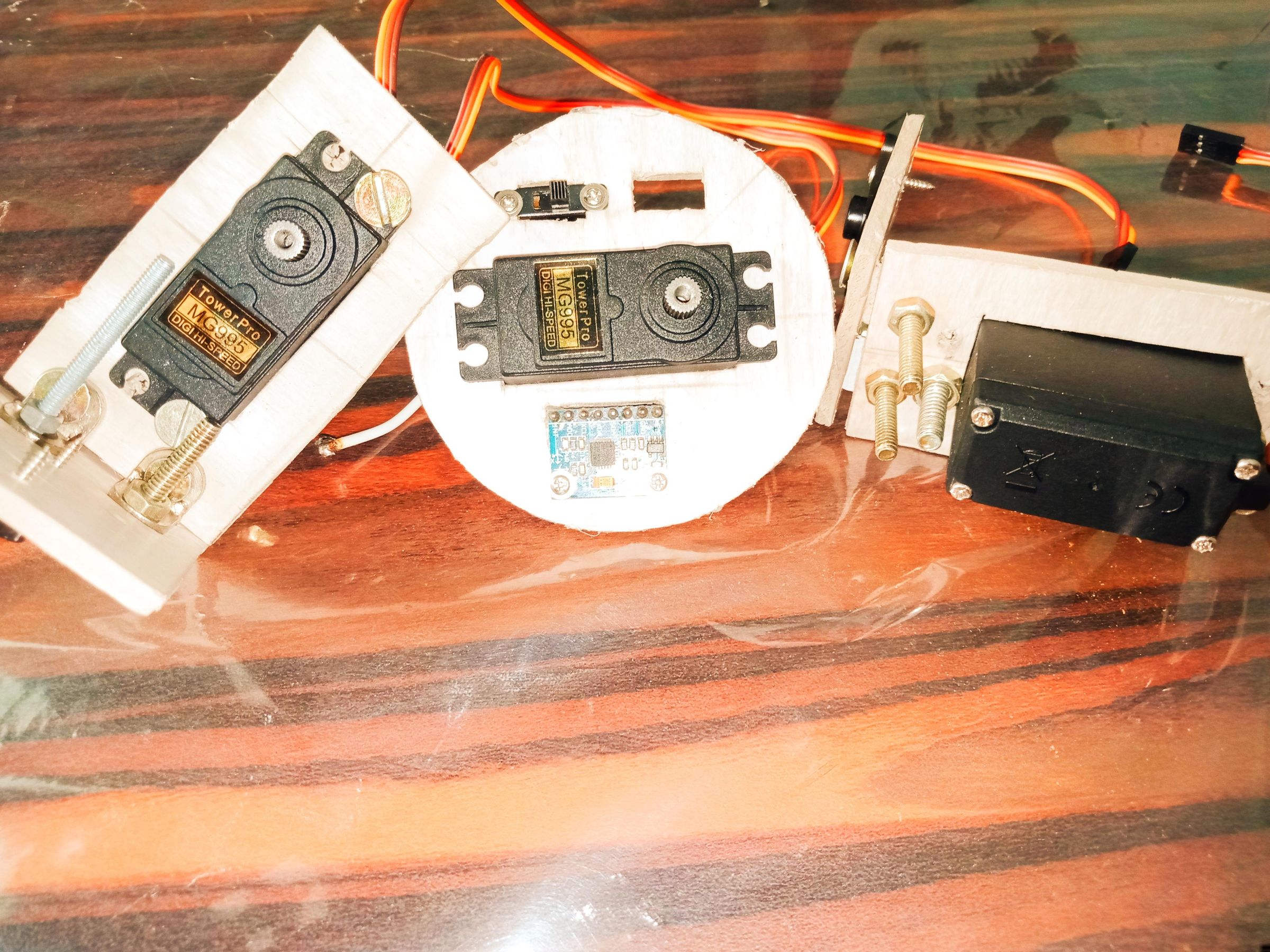 Motion Control Gimbal 12 Steps Instructables