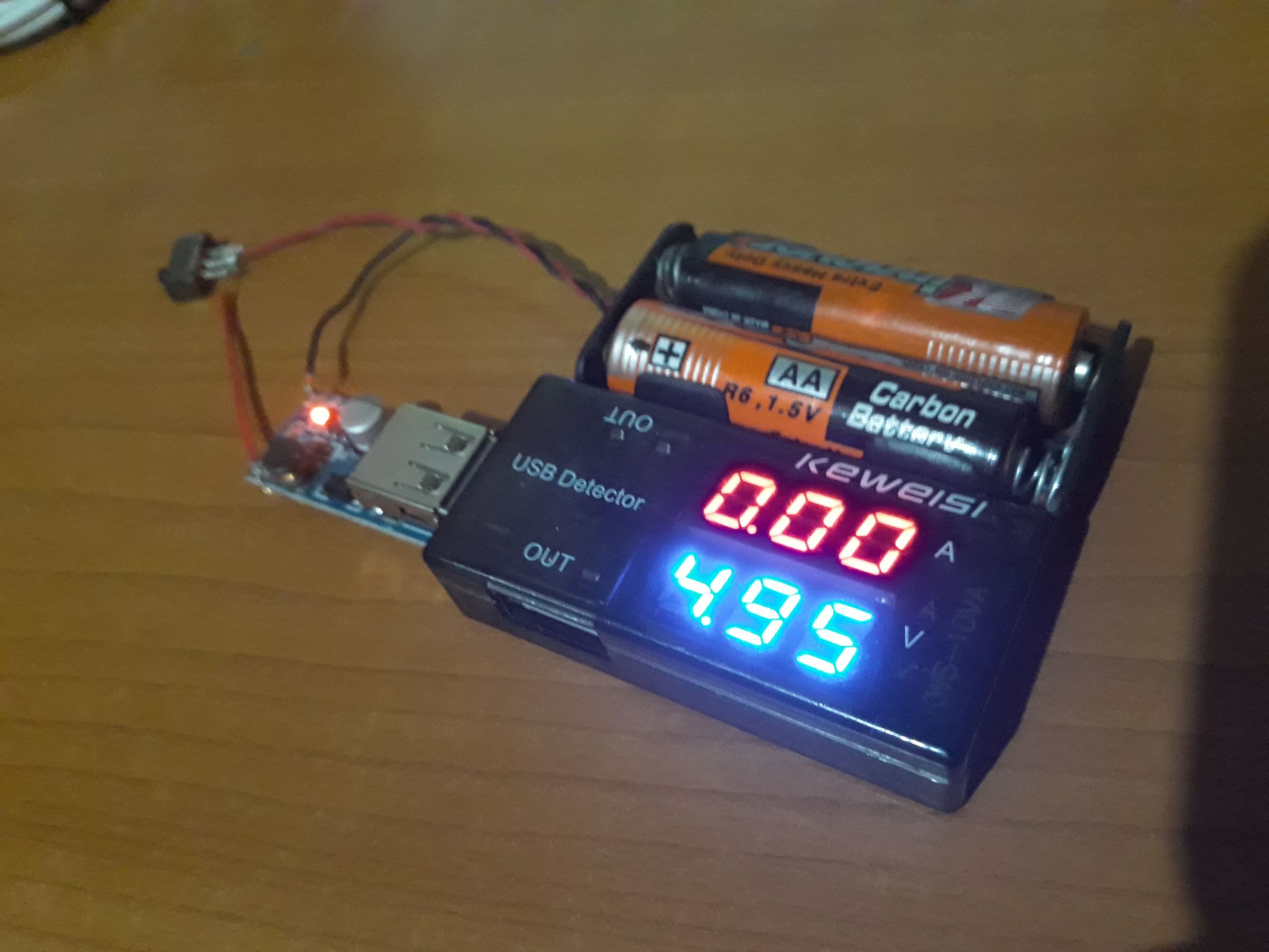 Make a Portable Charger With Old Batteries! 6 Steps (with Pictures