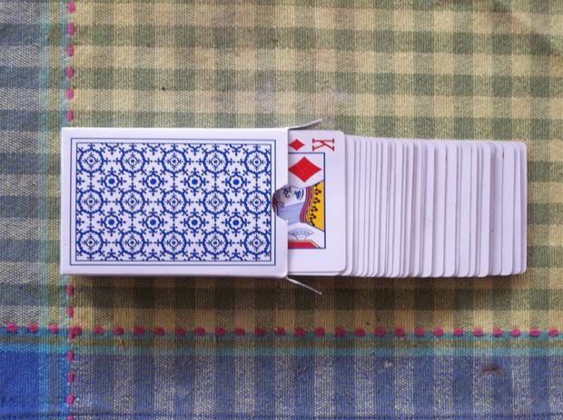 How to Shuffle Cards Like a Pro : 6 Steps - Instructables How to Shuffle Cards Like a Pro : 6 Steps - Instructables
