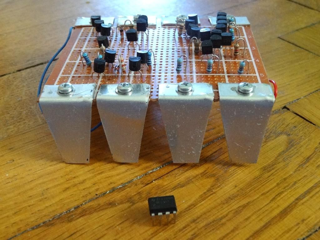The Famous NE555 Timer-IC, Original and a Bit Larger (with