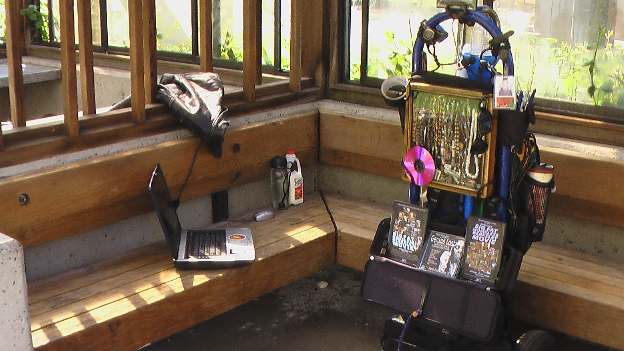 Urban Survival 101: Mobile Computing on the Fringe