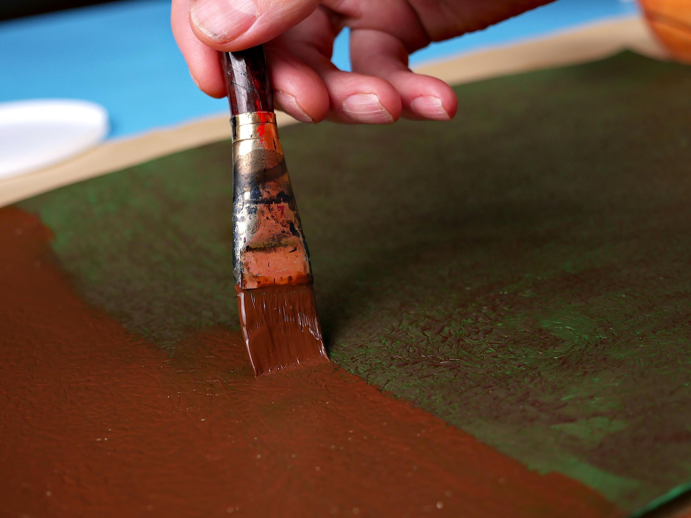 Make Fake Leather From Tinfoil and Foam! 8 Steps (with Pictures