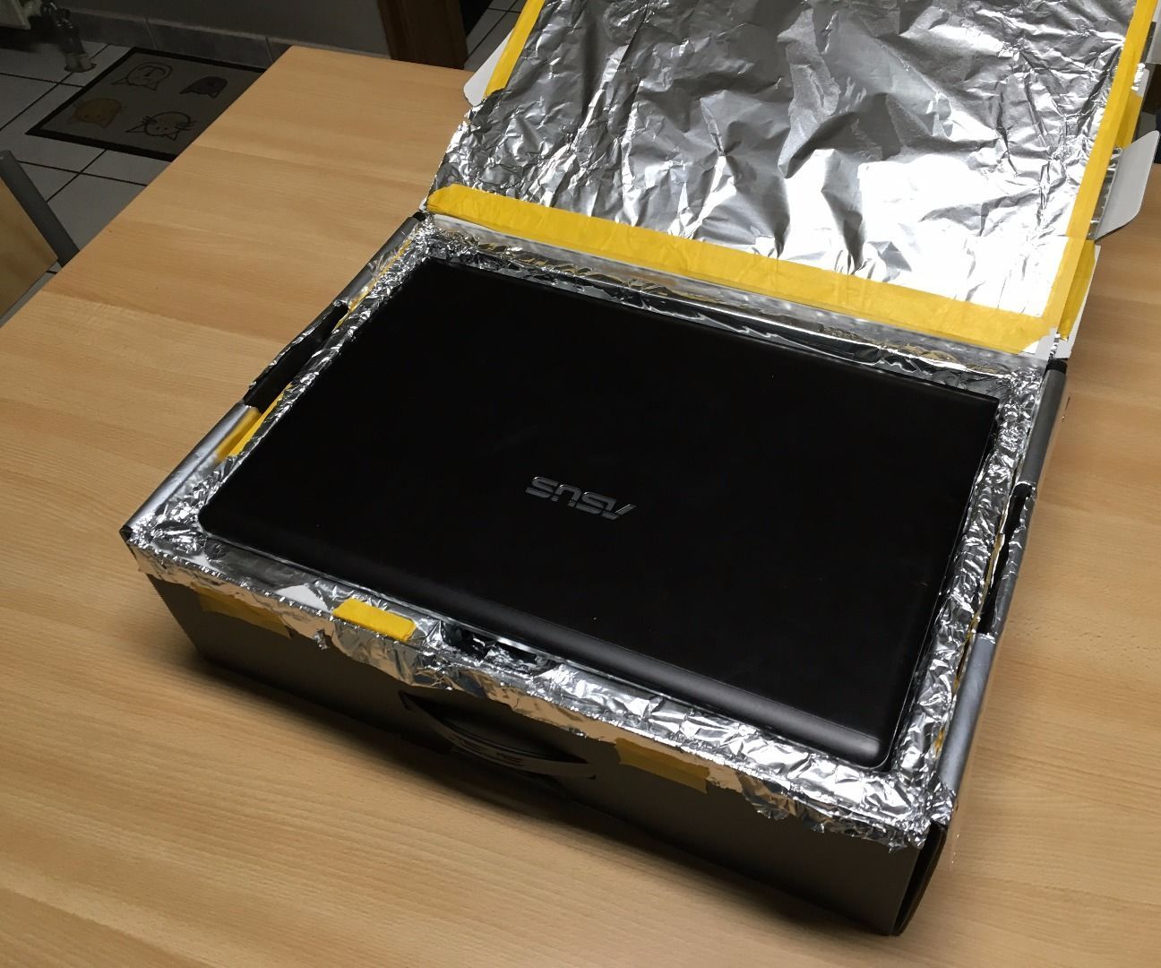 Radiation Protecting Case