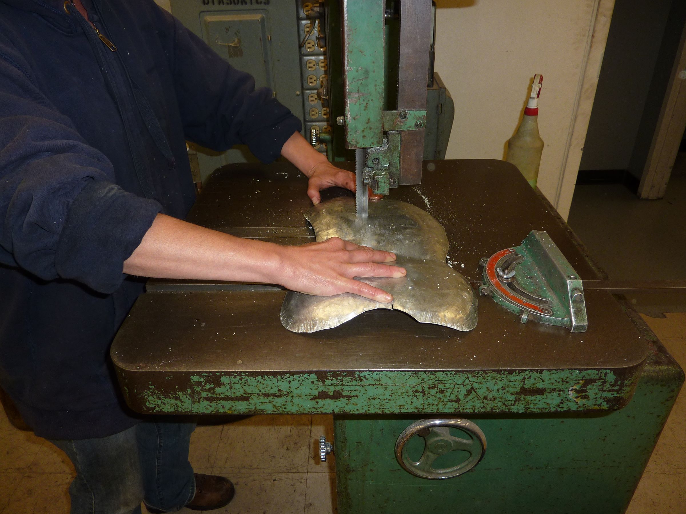 How to Use Casting Tools and Equipment 9 Steps Instructables