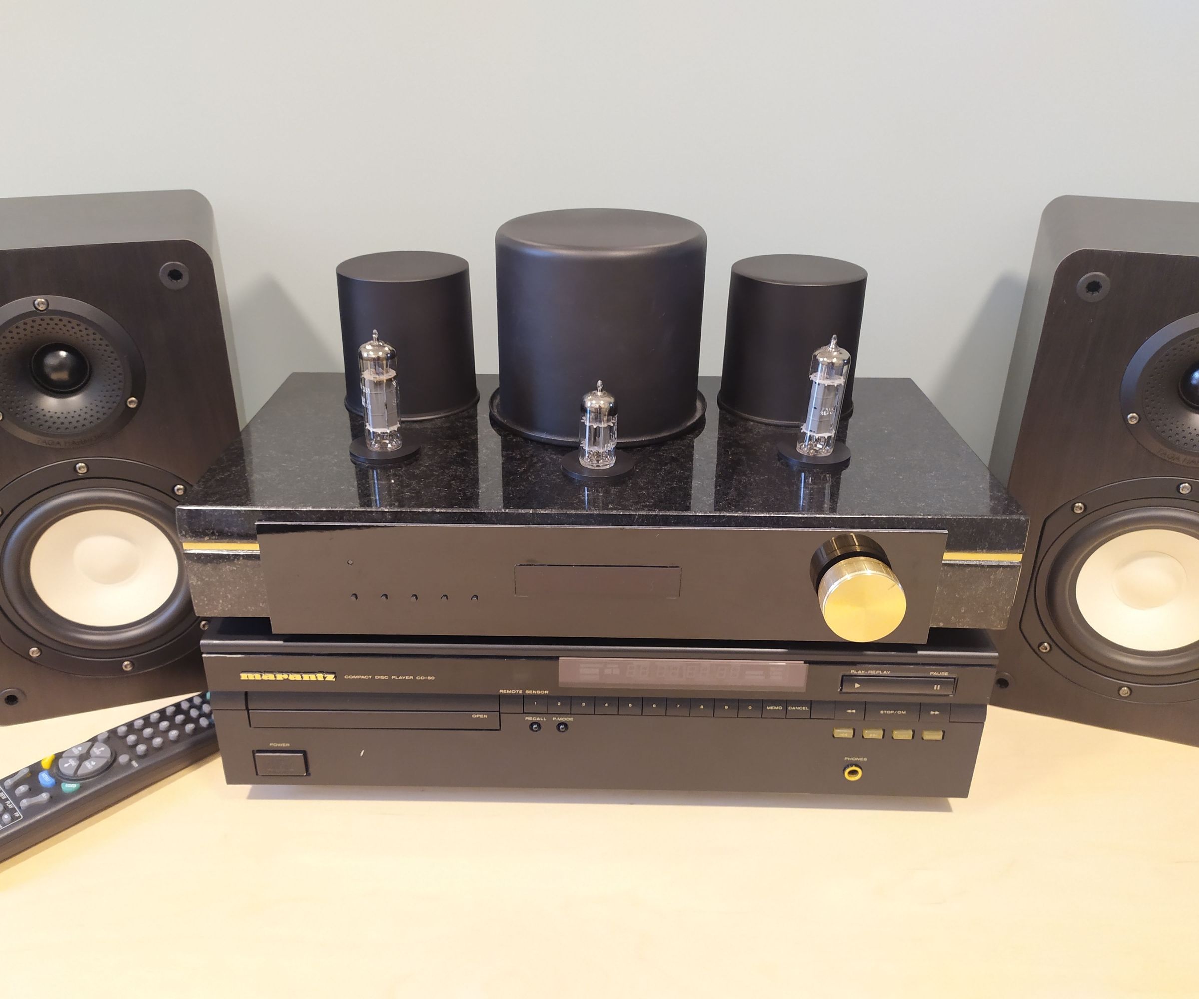 Classic Vacuum Tube Amplifier