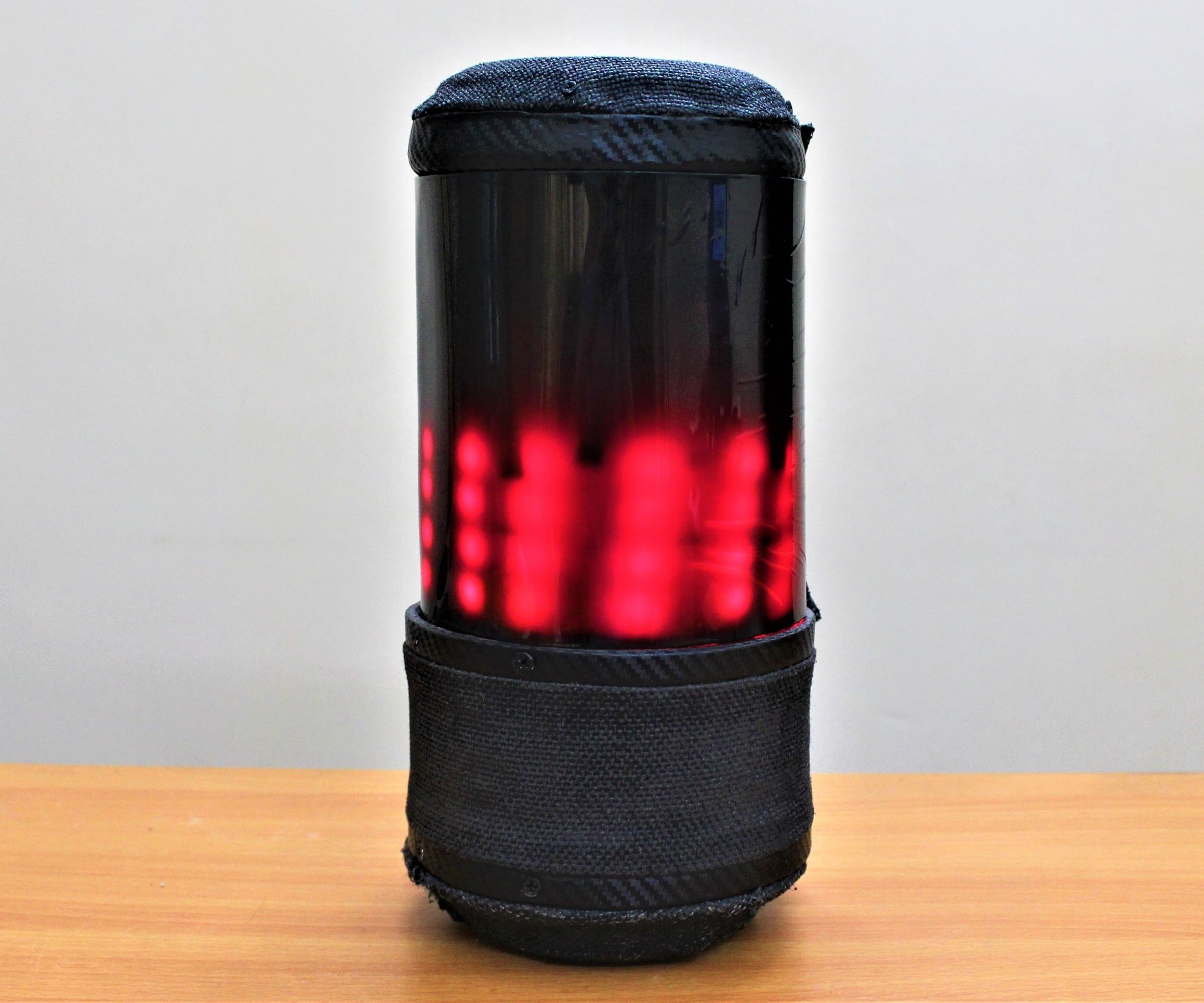 Sound Blink - a Unique DIY Portable Speaker Companion