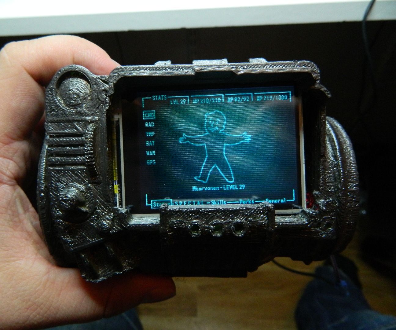 PipBoy 3000 (working)