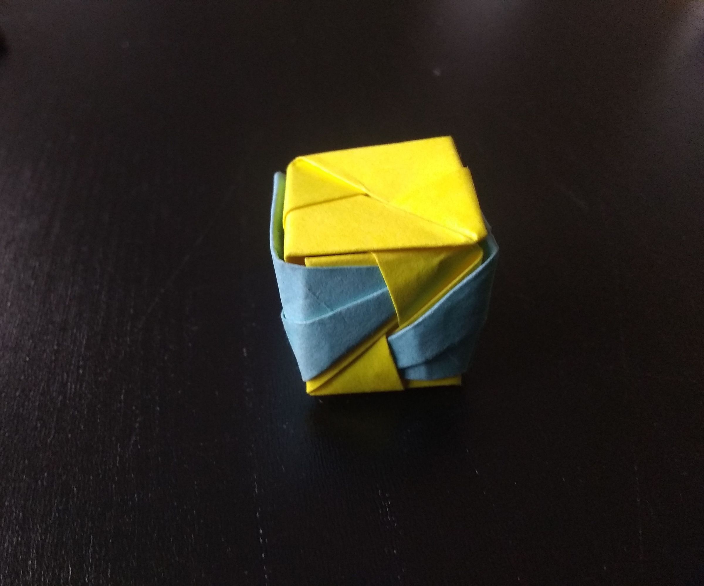 Tiny Paper Cube