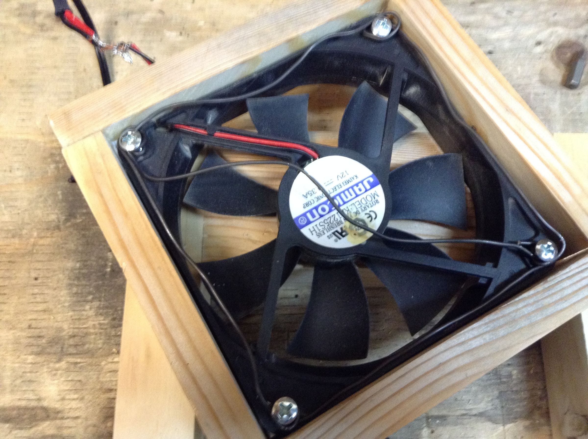Fume Extractor for Soldering 3 Steps (with Pictures) Instructables