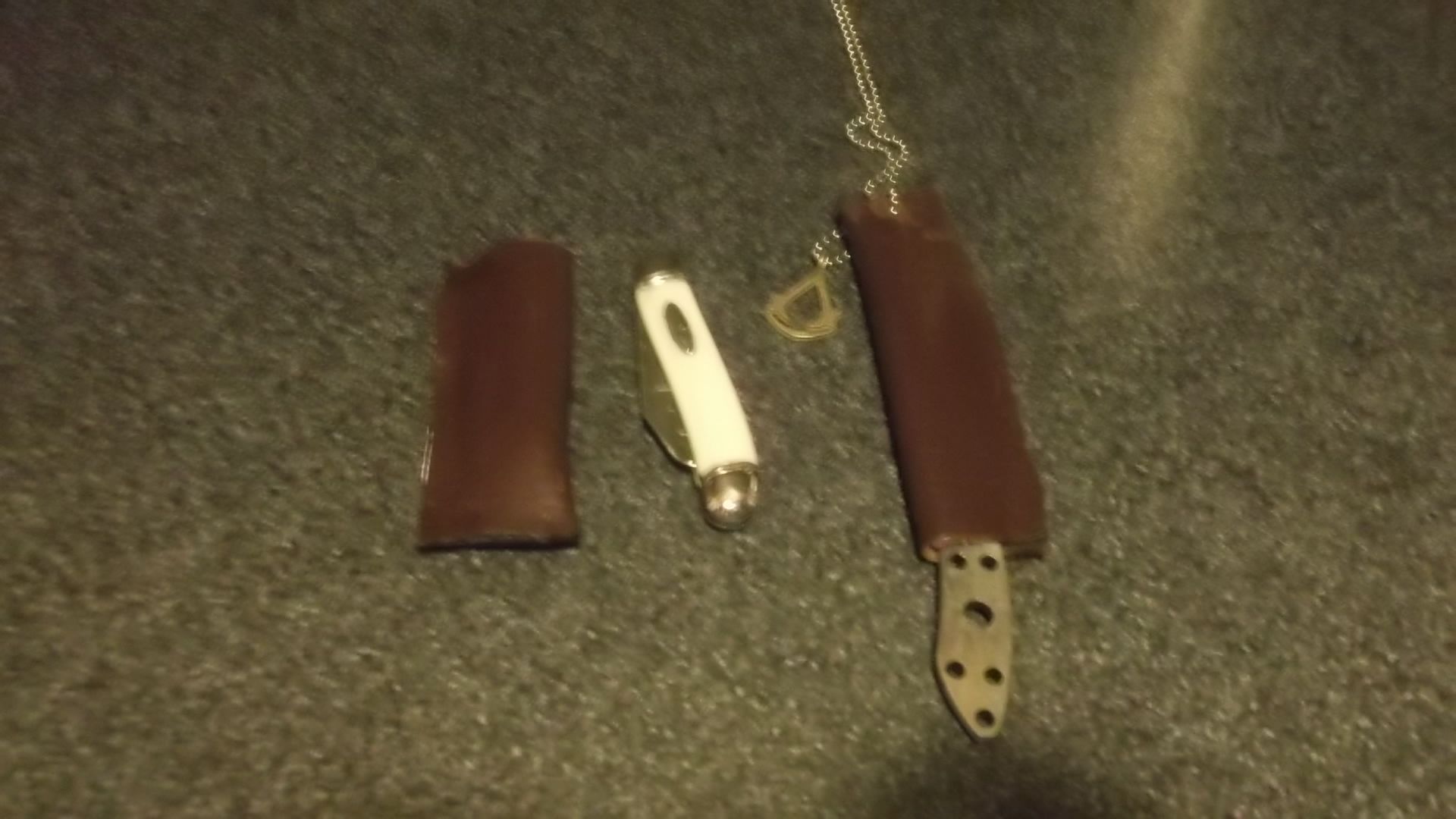 How to Make Your First Home-made Leather Knife Sheath!