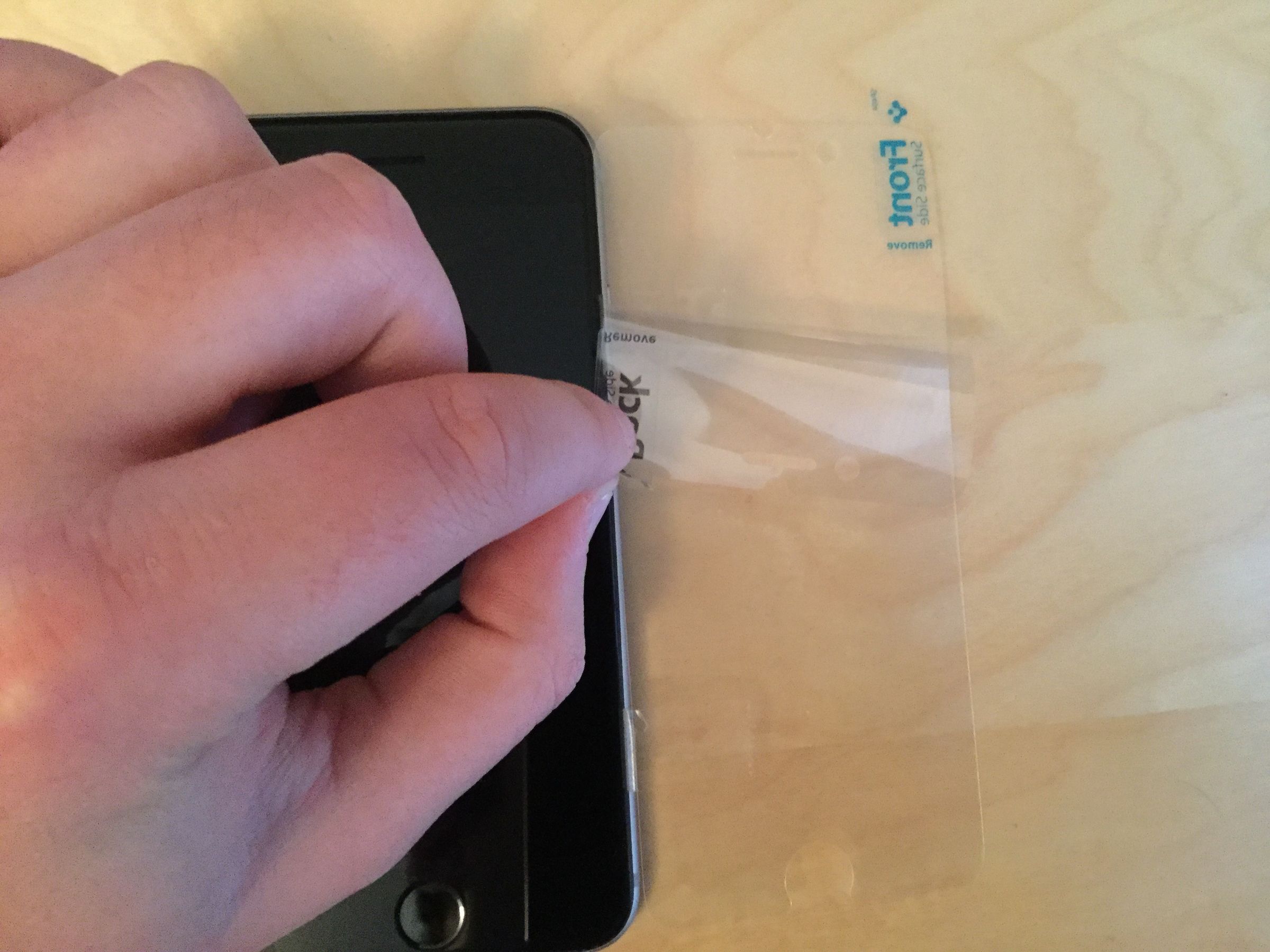 How to Perfectly Apply a Screen Protector 6 Steps (with Pictures