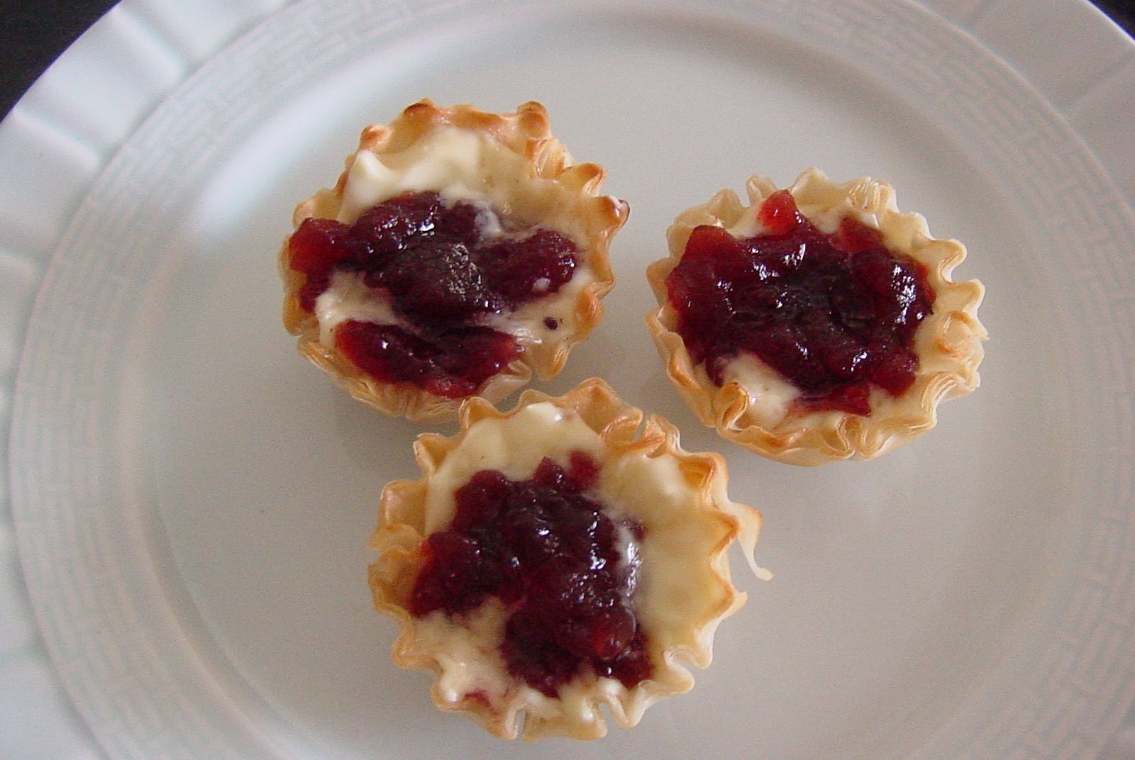 Cranberry Brie Bites