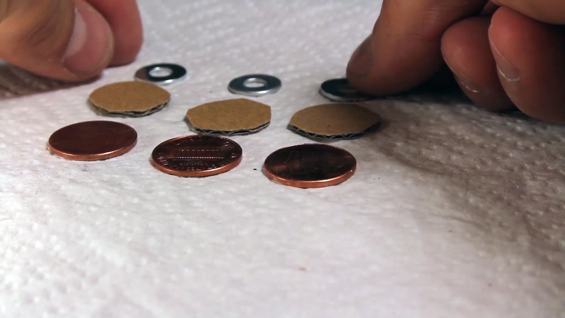 How to Make Batteries From Spare Change : 6 Steps (with Pictures ...