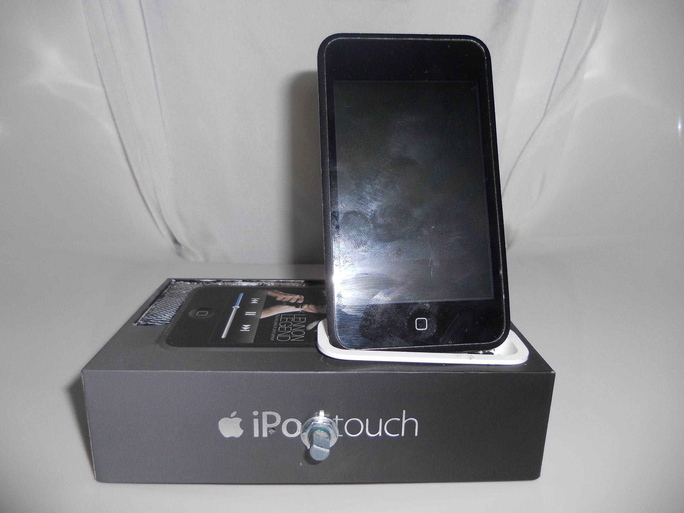 Ipod Box Speakers