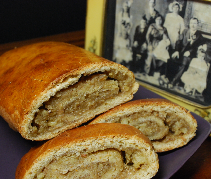 Kalacs (Hungarian Sweet Bread)