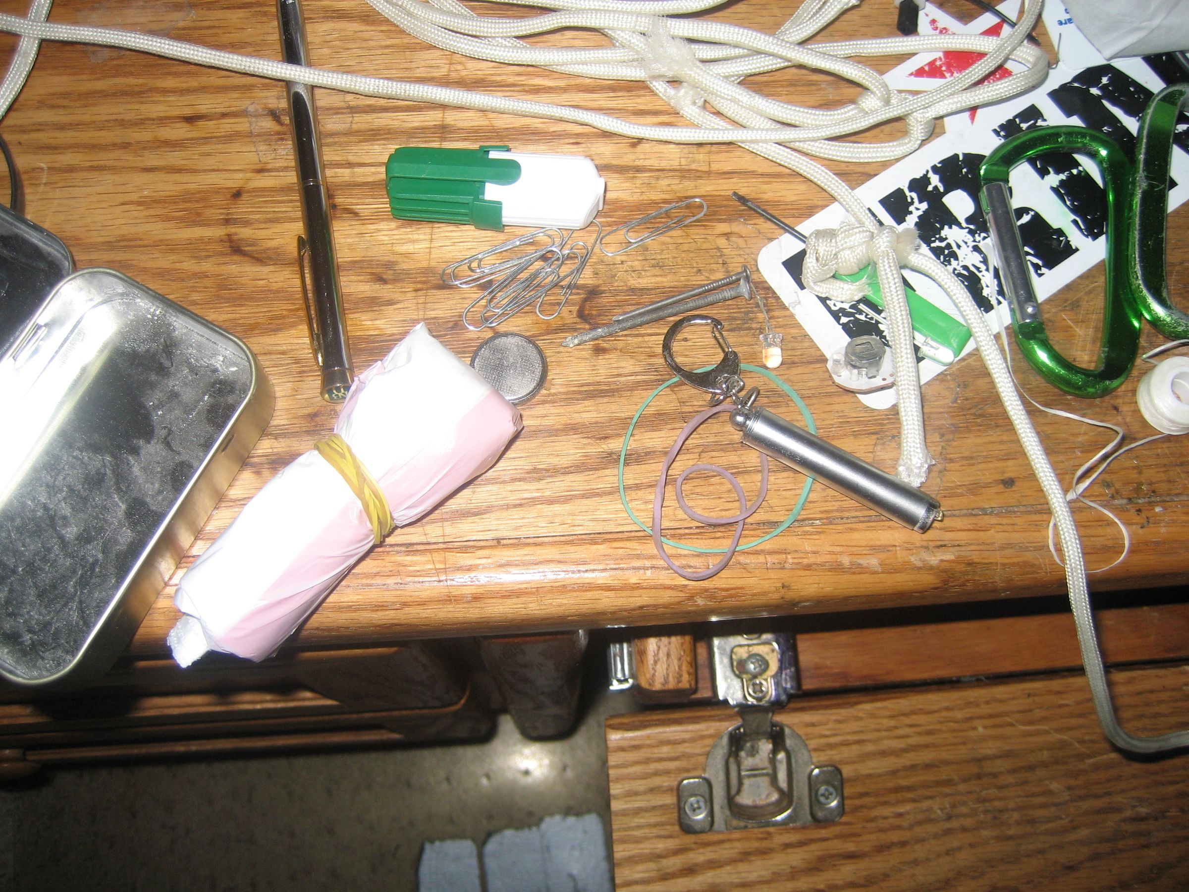 Pocket Sized Altoids Survival Kit.