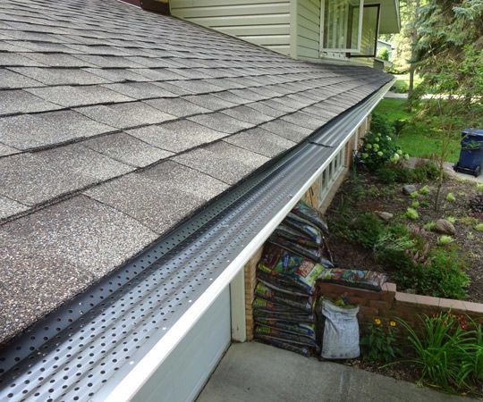 Effective Gutter-Cleaning Service by Professional Gutter Cleansers