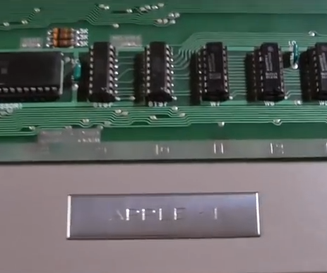 How to Use a Constructed Apple I