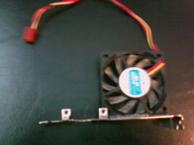 PCI slot fan