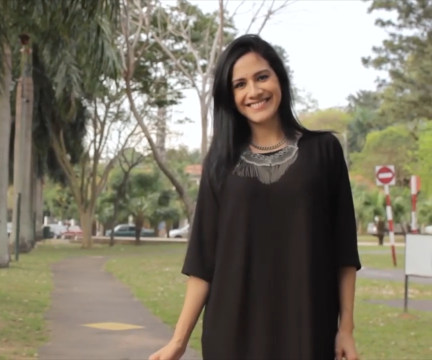 Make Your Own Oversized Dress With Just a Few Steps!