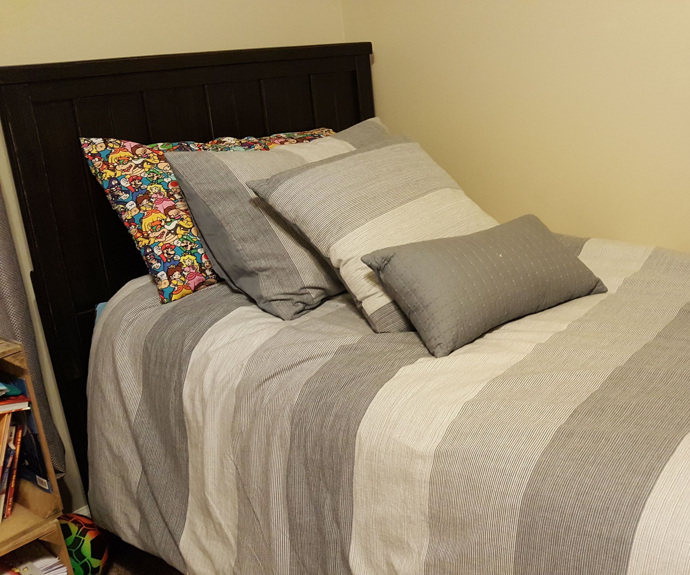 DIY How to Make Your Bed