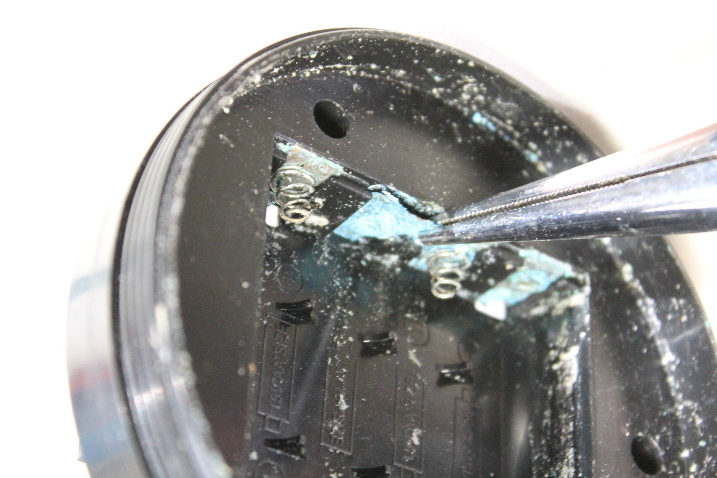 How to Fix Corroded Battery Terminals 12 Steps (with Pictures