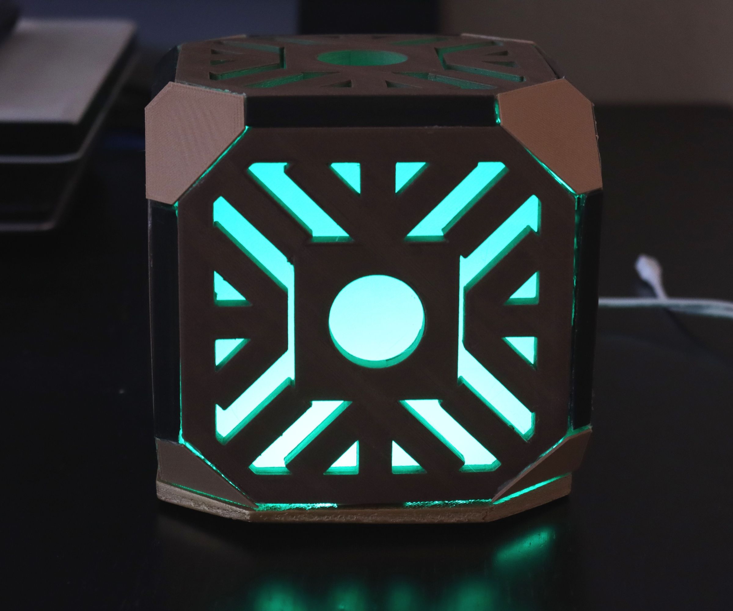 Lighted LED Holocron (Star Wars): Made in Fusion 360