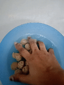 Prepping the Soya Chunks