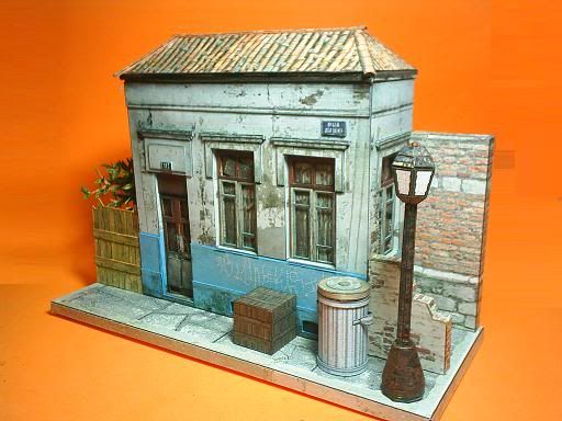 Brazilian Abandoned House Paper Model