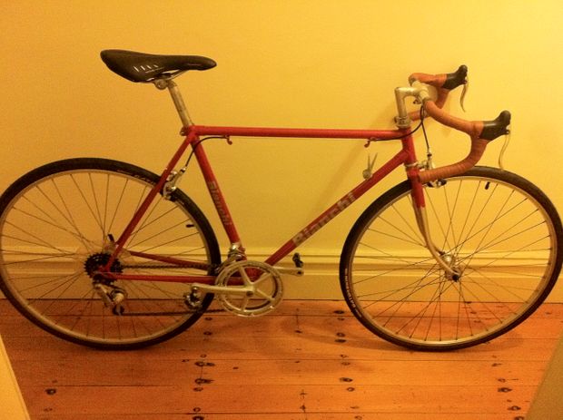 GUIDON VÉLO COURSE aluminium vintage handlebar race bike EUR 10,00 GUIDON VÉLO COURSE aluminium vintage handlebar race bike EUR 10,00