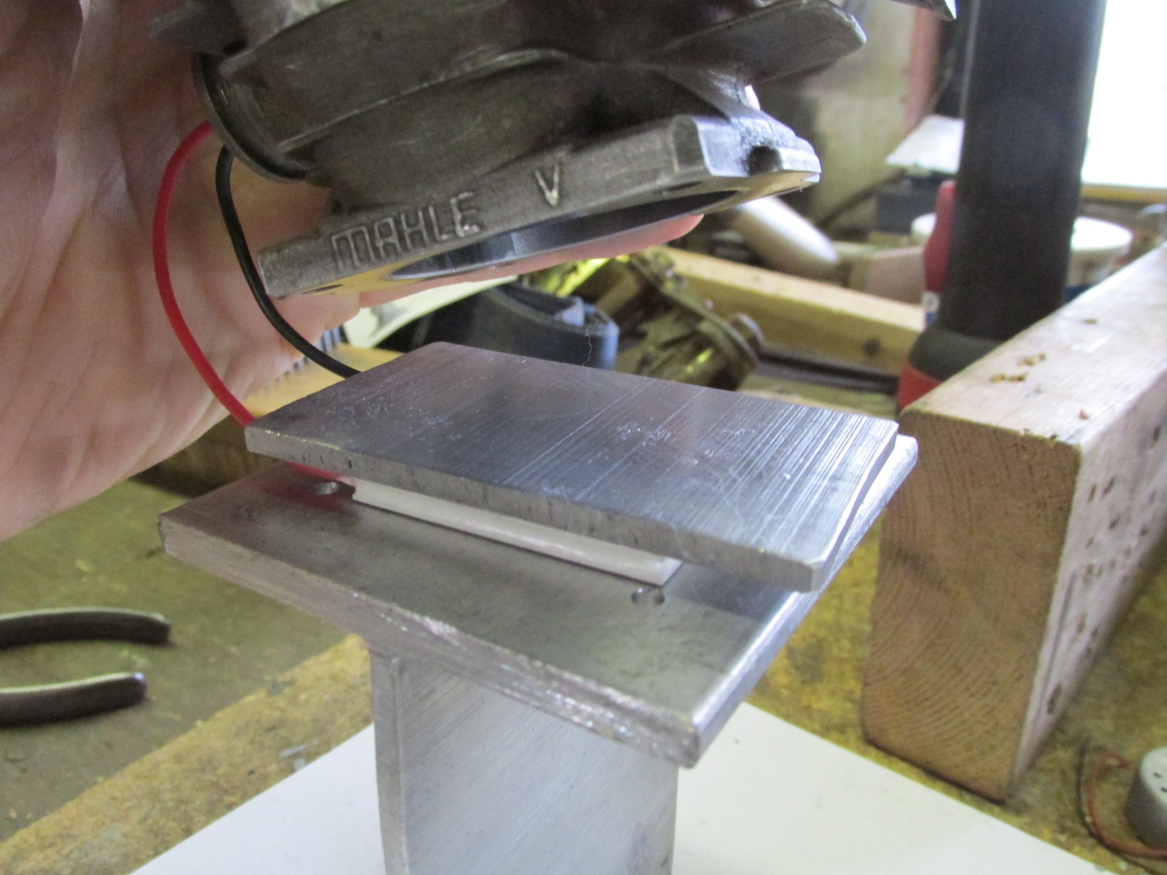 Heat-Powered Stove Top Fan W/ Salvaged Parts : 11 Steps (with Pictures) -  Instructables