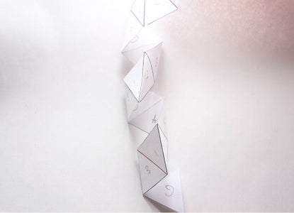 Hexahexaflexagon: Folding the Template