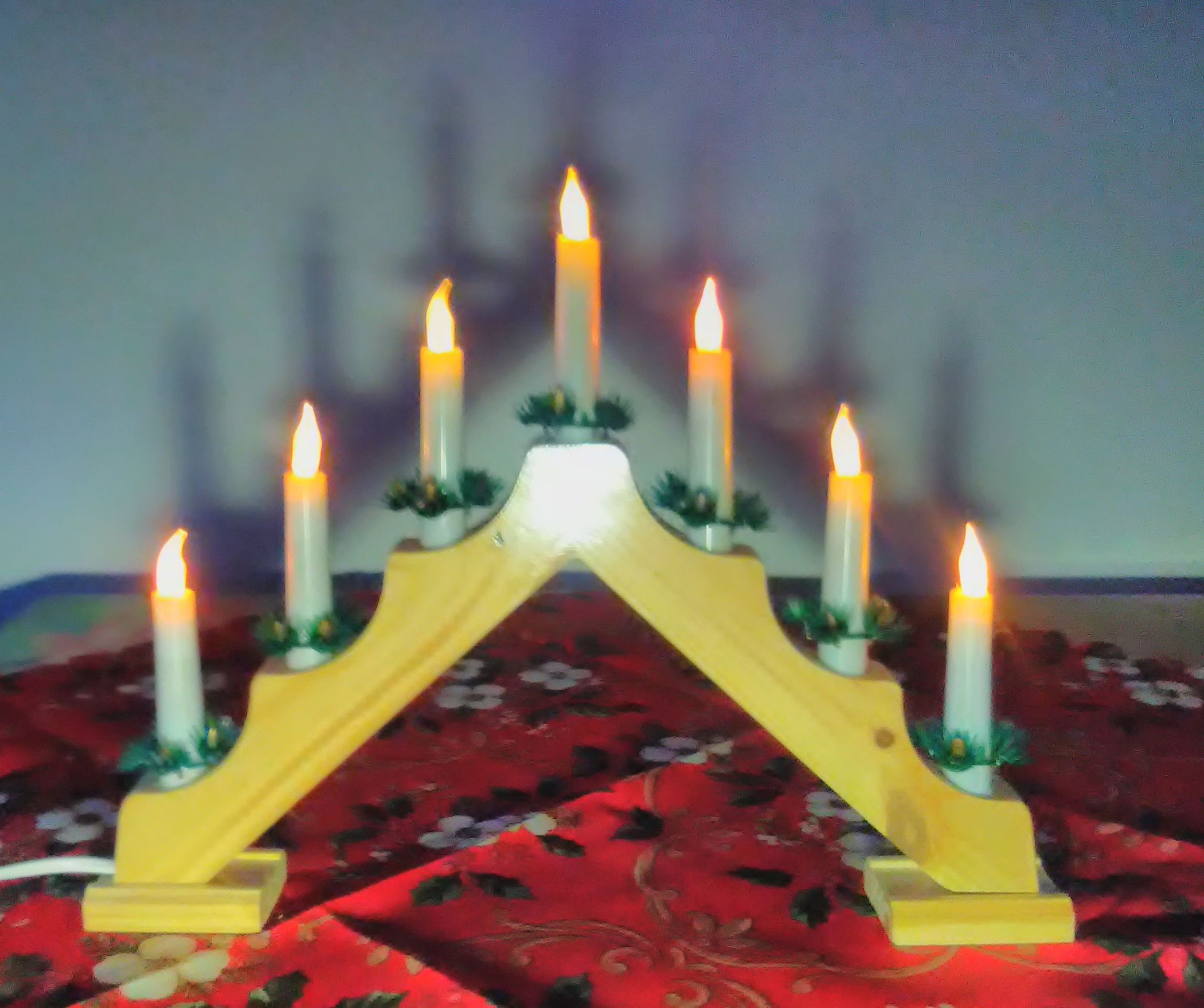 Christmas Decorations Using Flickering LED Candles 4 Steps