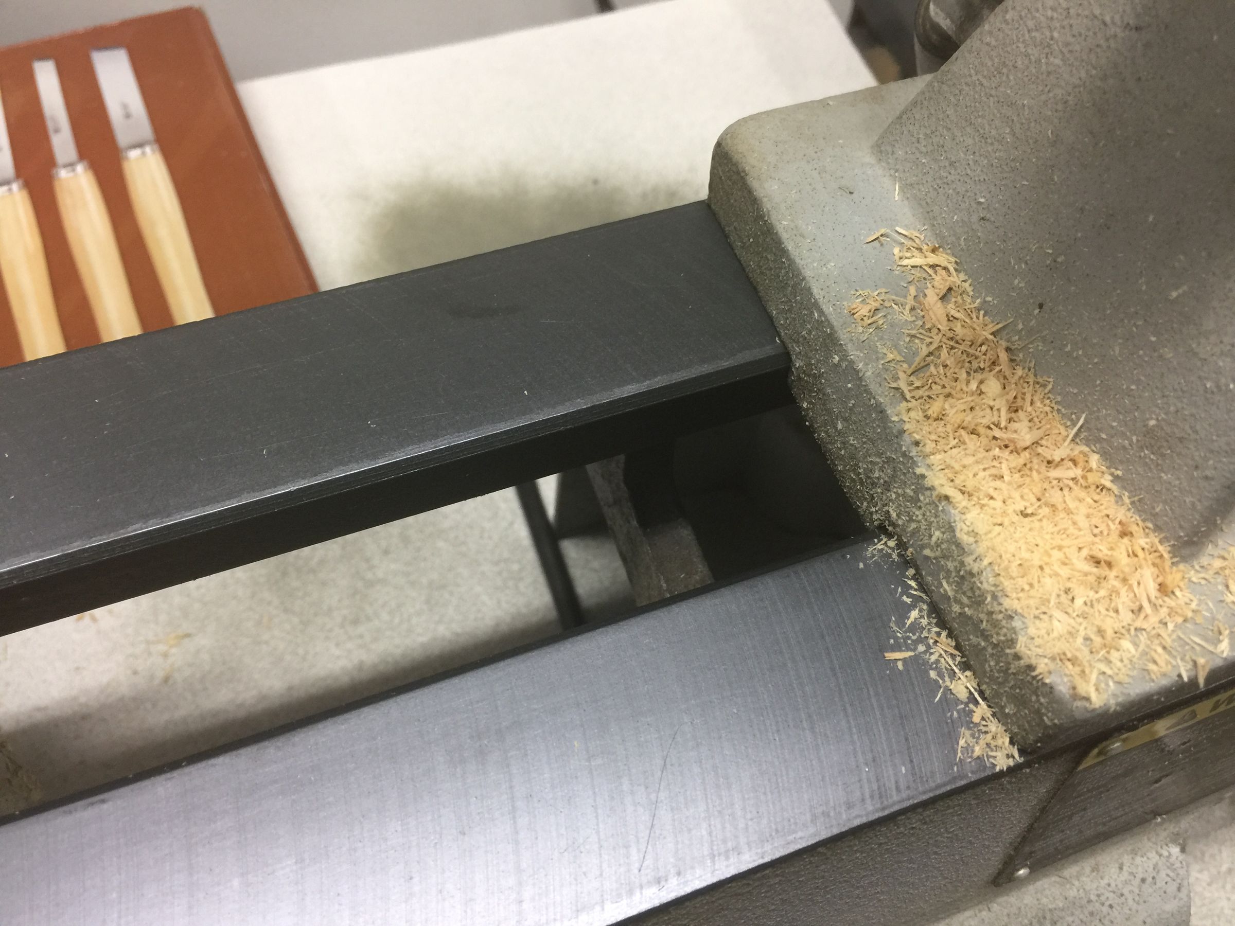 Lubricate Metal and Inhibit Rust With Moly. 6 Steps (with Pictures