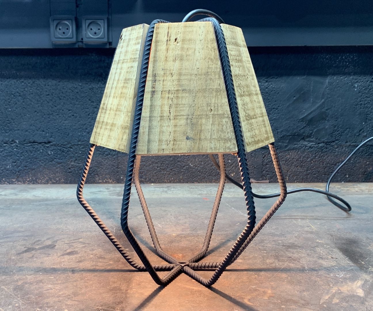 Make a Diamond Lamp Combined Wood and Iron