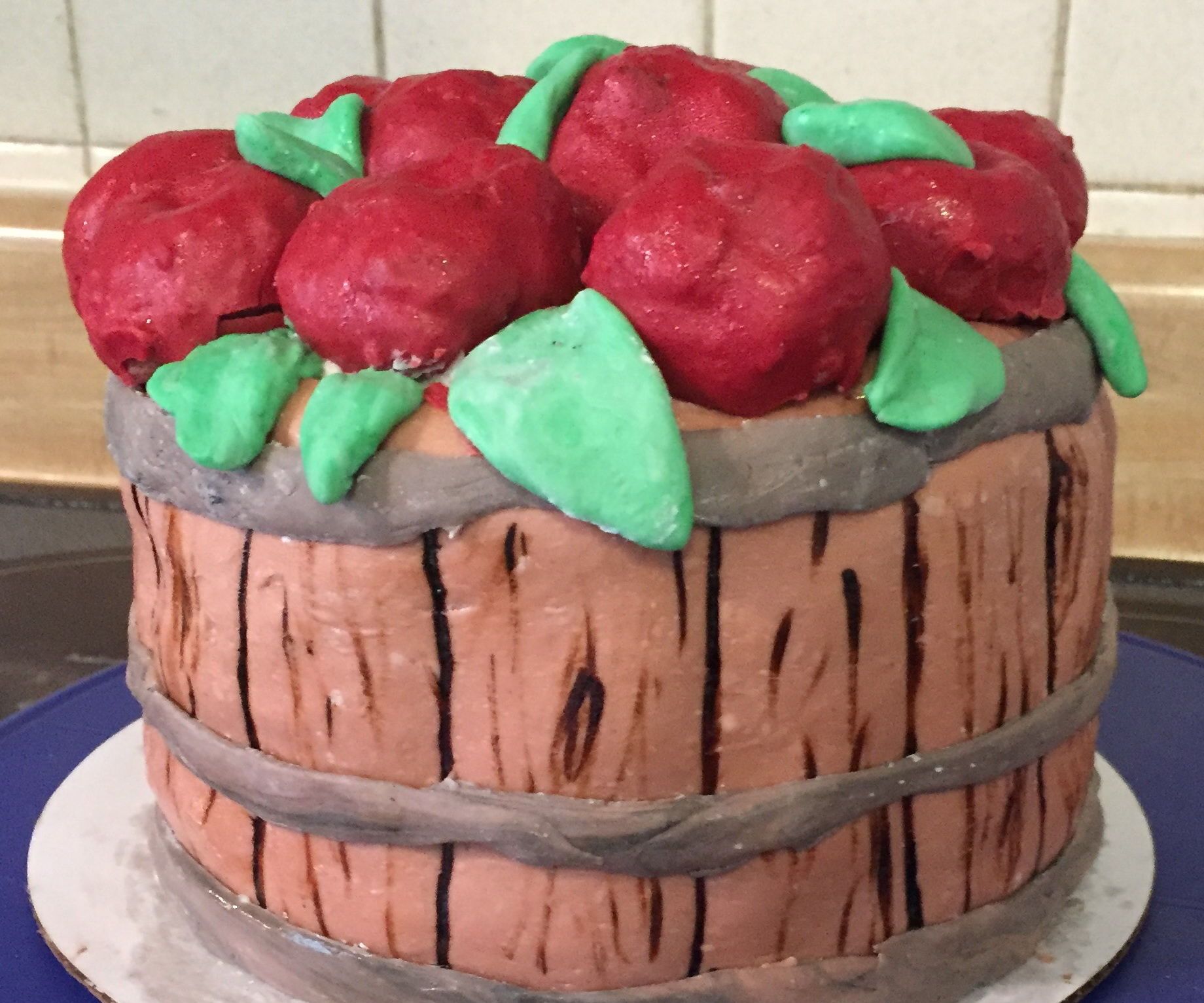 Apple Basket Spice Cake