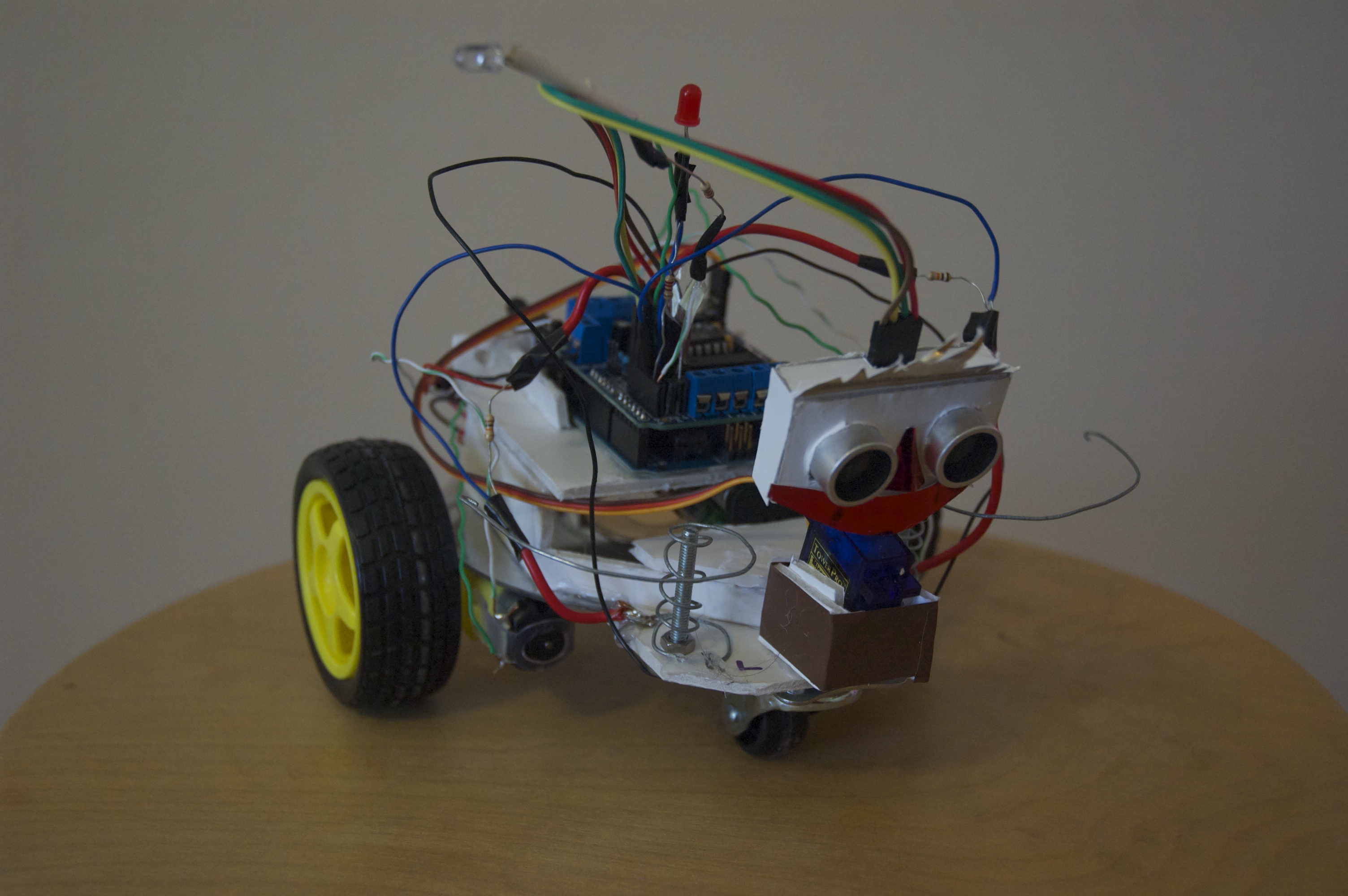 Obstacles Avoiding RC- Through Contact DIY (arduino)