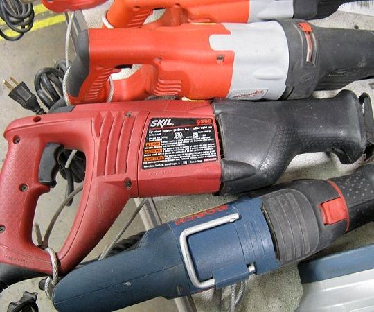 What Makes People Choose a Brand of Tools: Exploring the Most Popular Tool Brands