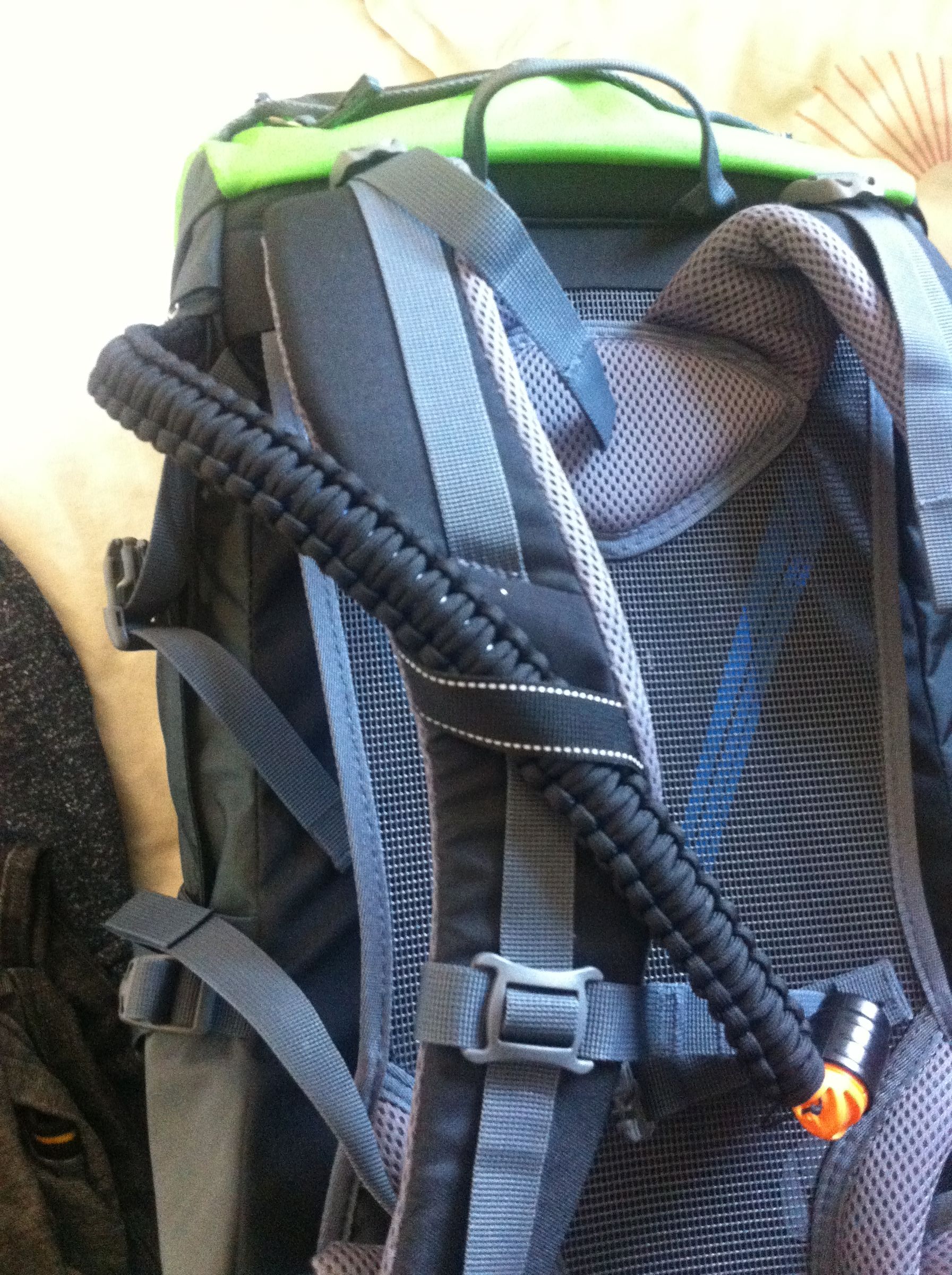 Paracord Drink Bladder Tube Cover
