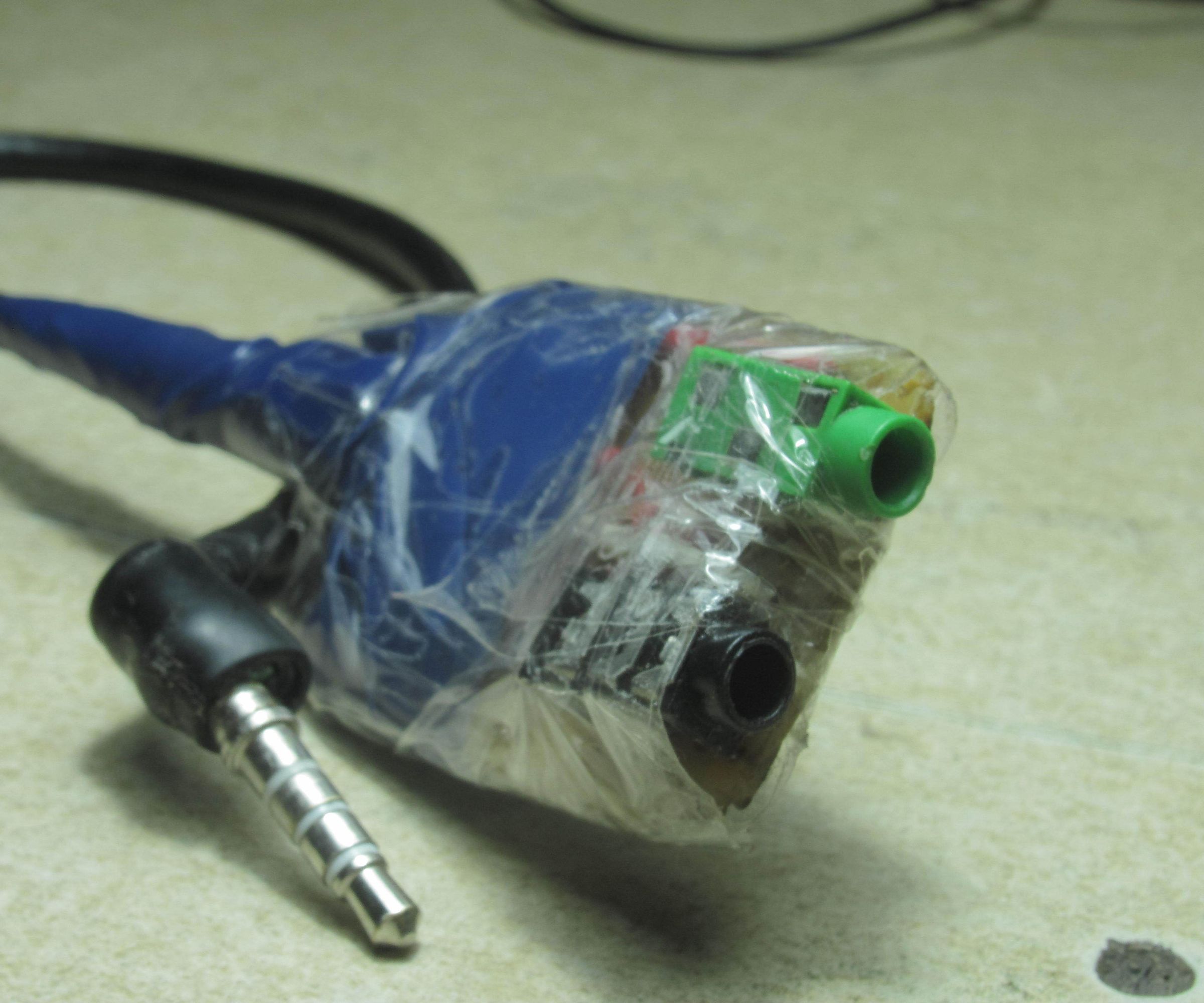 DIY AUX INTEGRATED FEMAL JACK SPLITTER