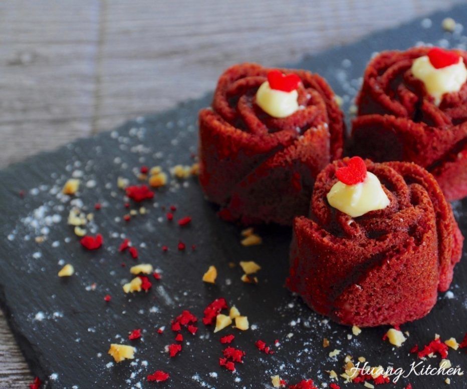 How To Make Red Velvet Rose Cupcakes