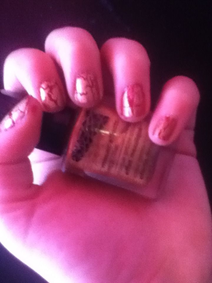 Crackle Nails