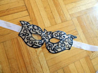 Masquerade Mask With Hot Glue 