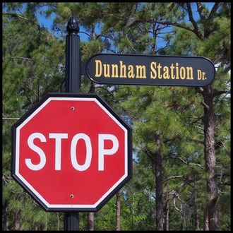 Sign Hardware- for a Well Structured and Functional Sign Ad