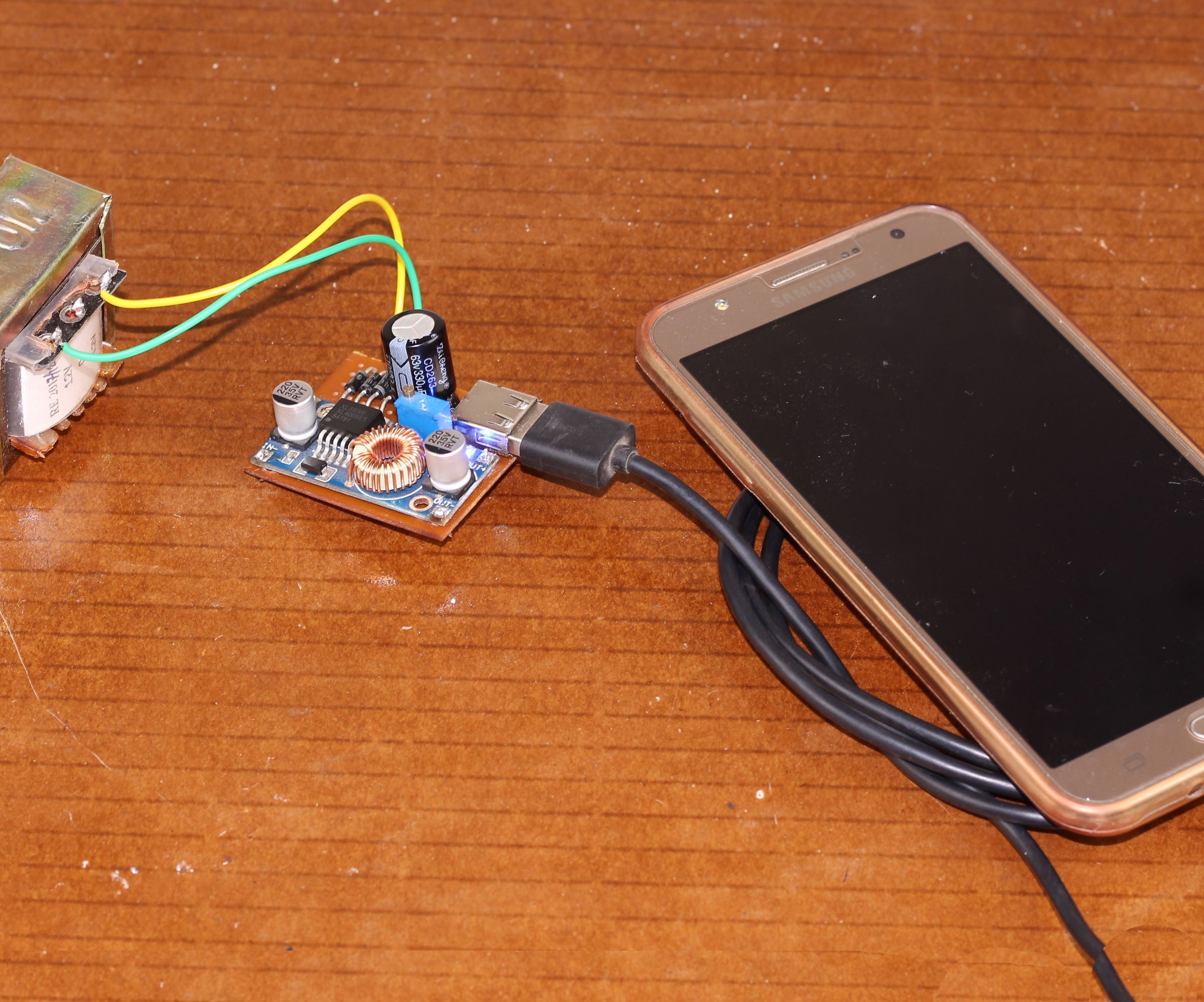 Simple Mobile Phone Charger Only in One Hour