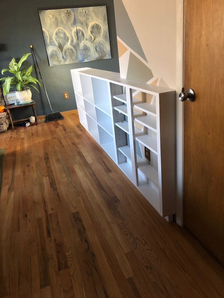 Bookcase Banister 7 Steps (with Pictures)