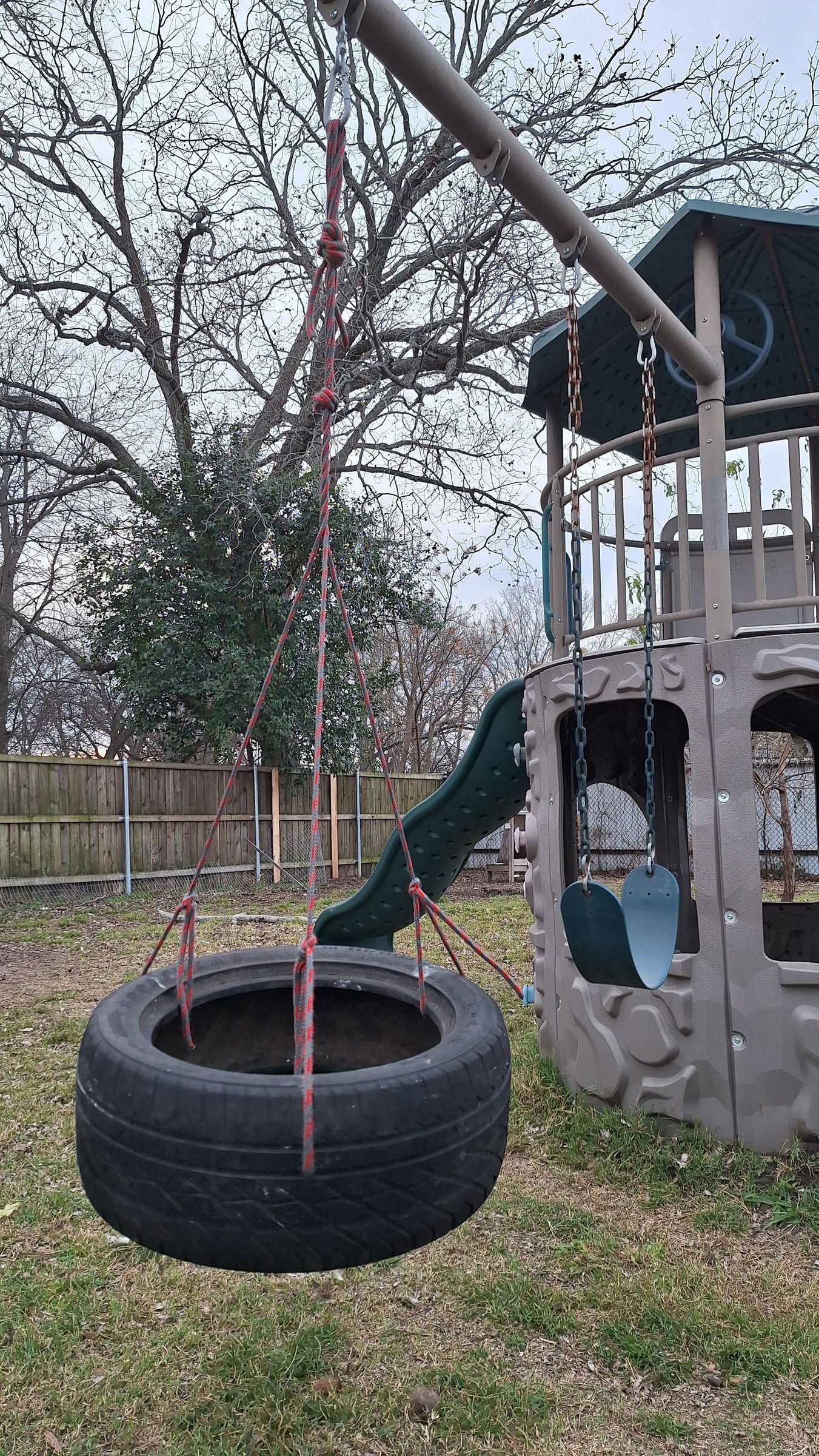DIY Tire Swing : 8 Steps - Instructables