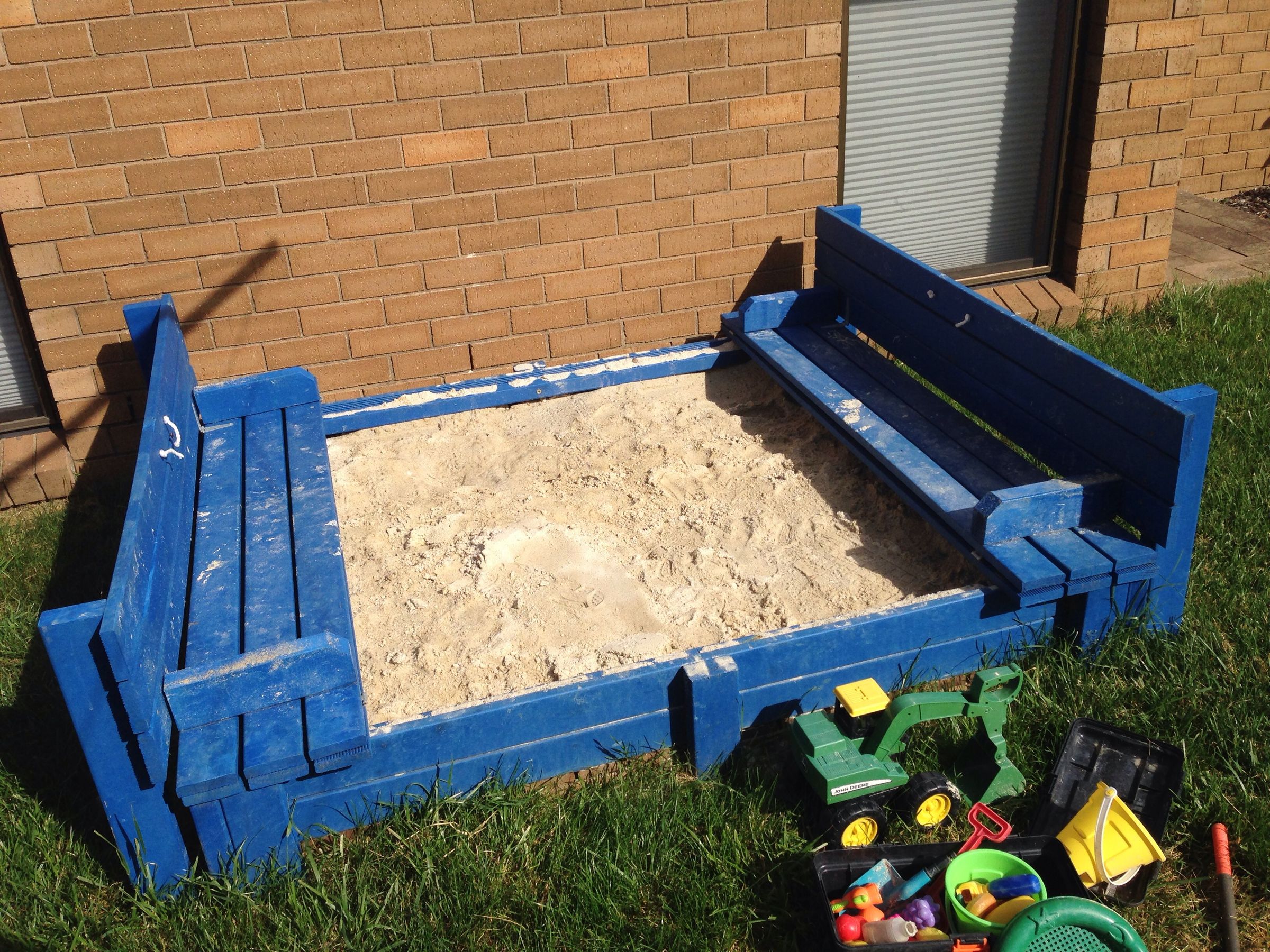 Sandpit With Integrated Bench Seats