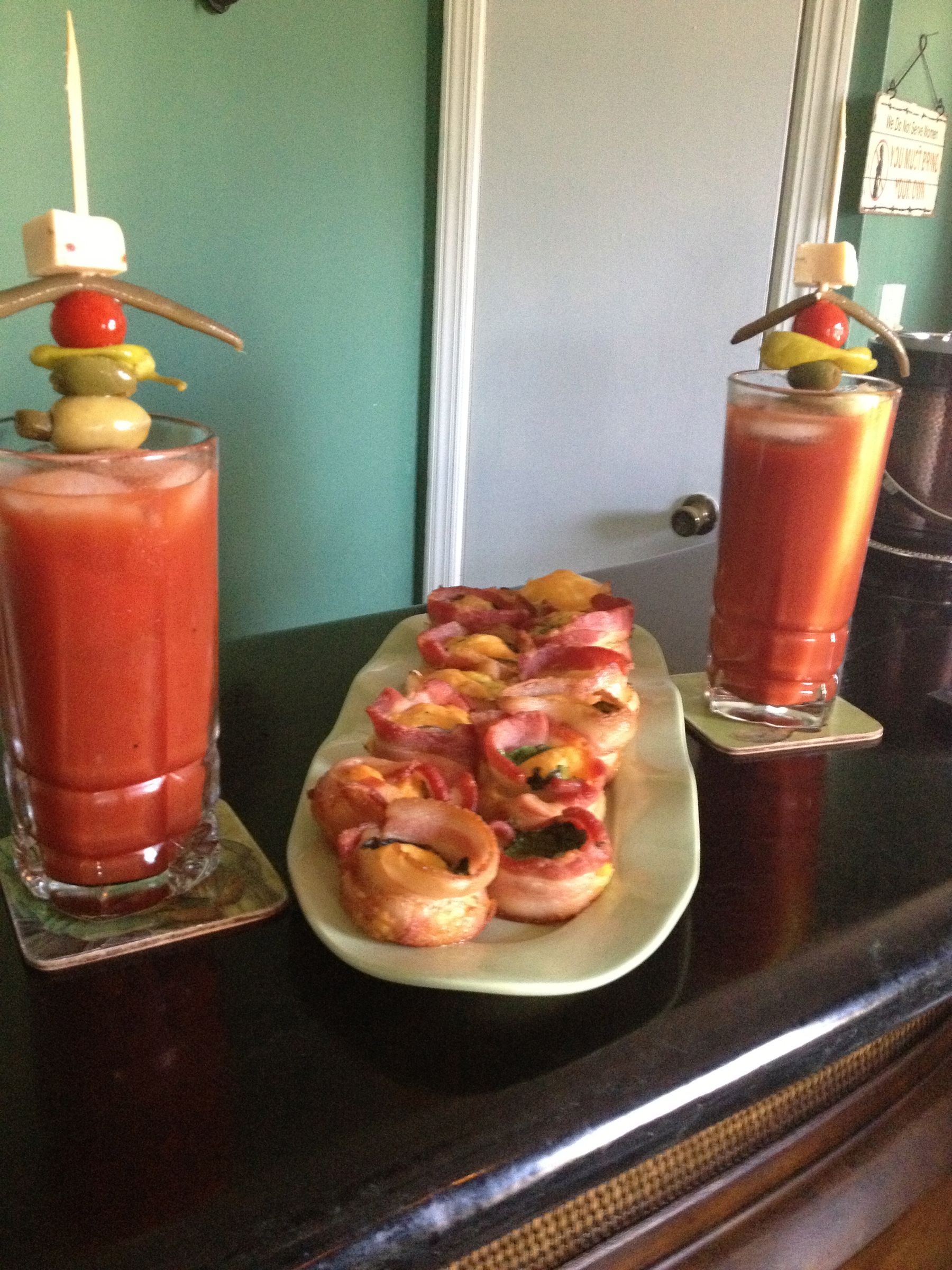 Bacon, Egg and Cheese Cups